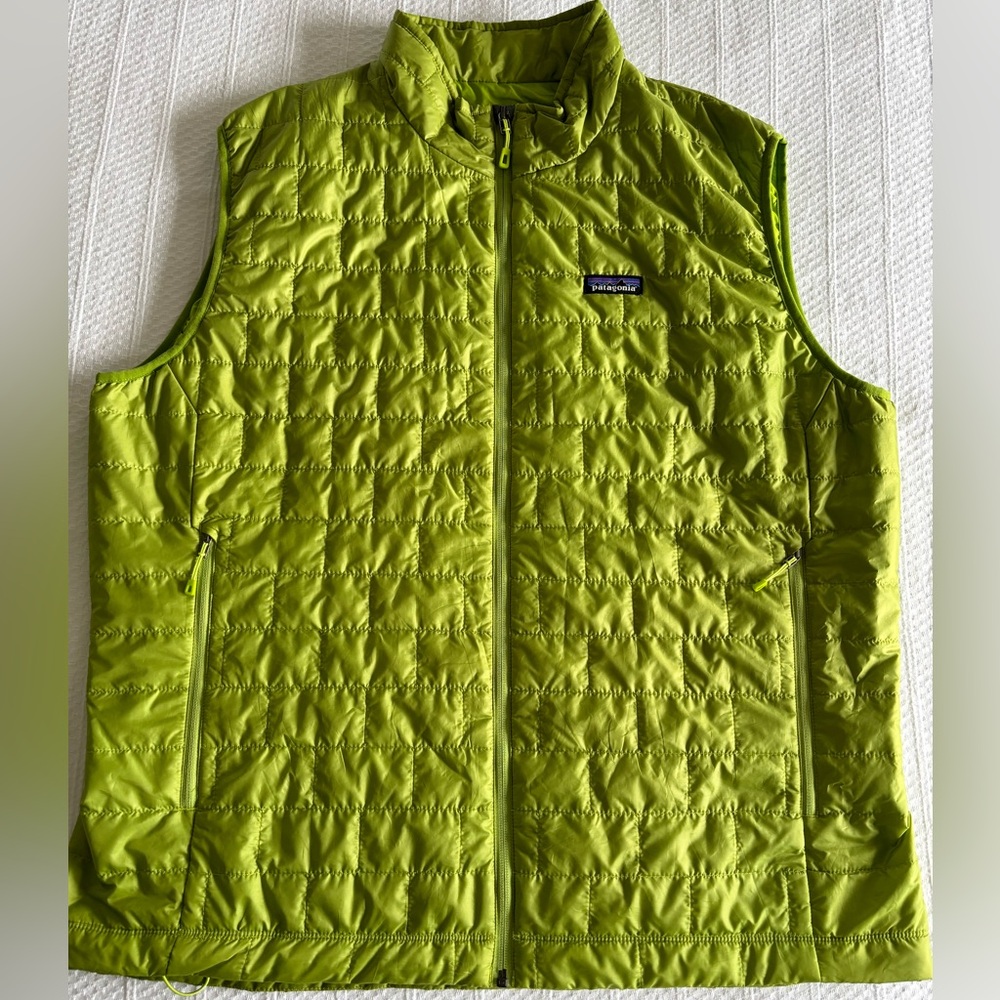 PATAGONIA Men’s Lightweight Puffer Vest, full zip, Green, XXL